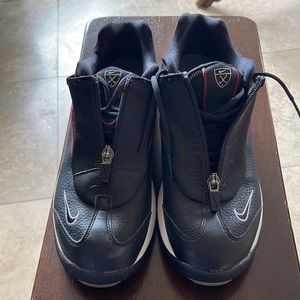 Nike golf shoes